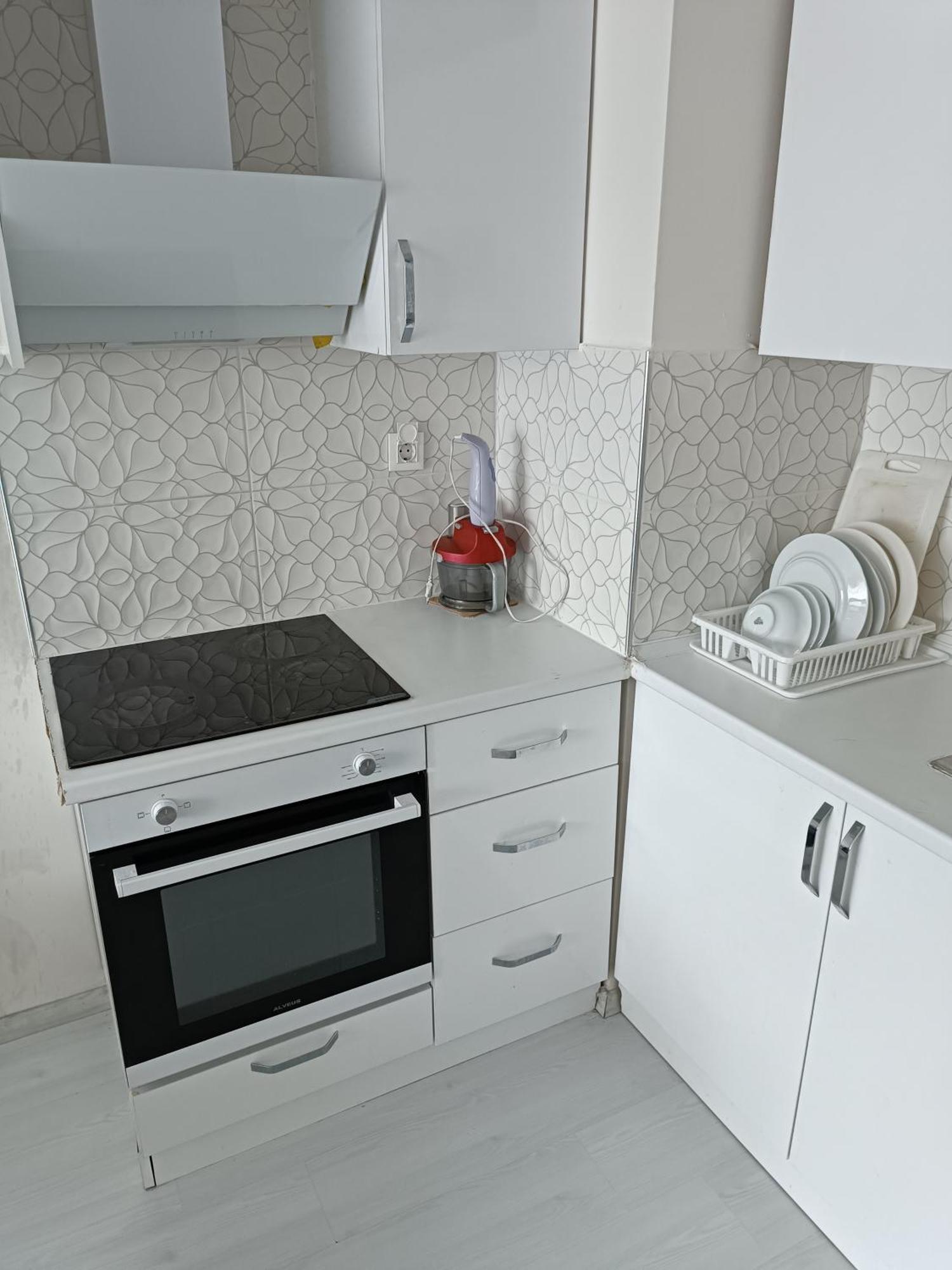 Apartment في العشق
